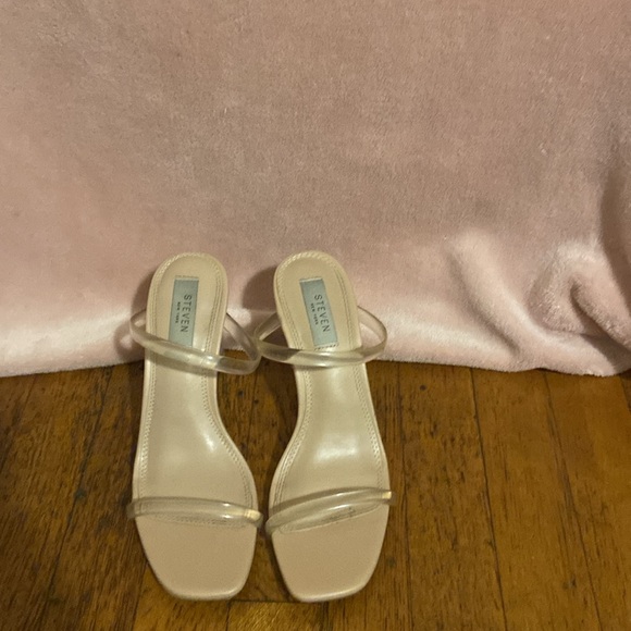 Steven by Steve Madden - New York Jercy Clear Sandal Size 7.5 - Picture 4 of 9